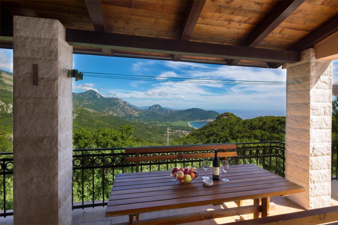Villa Robinson Petrovac Exterior foto